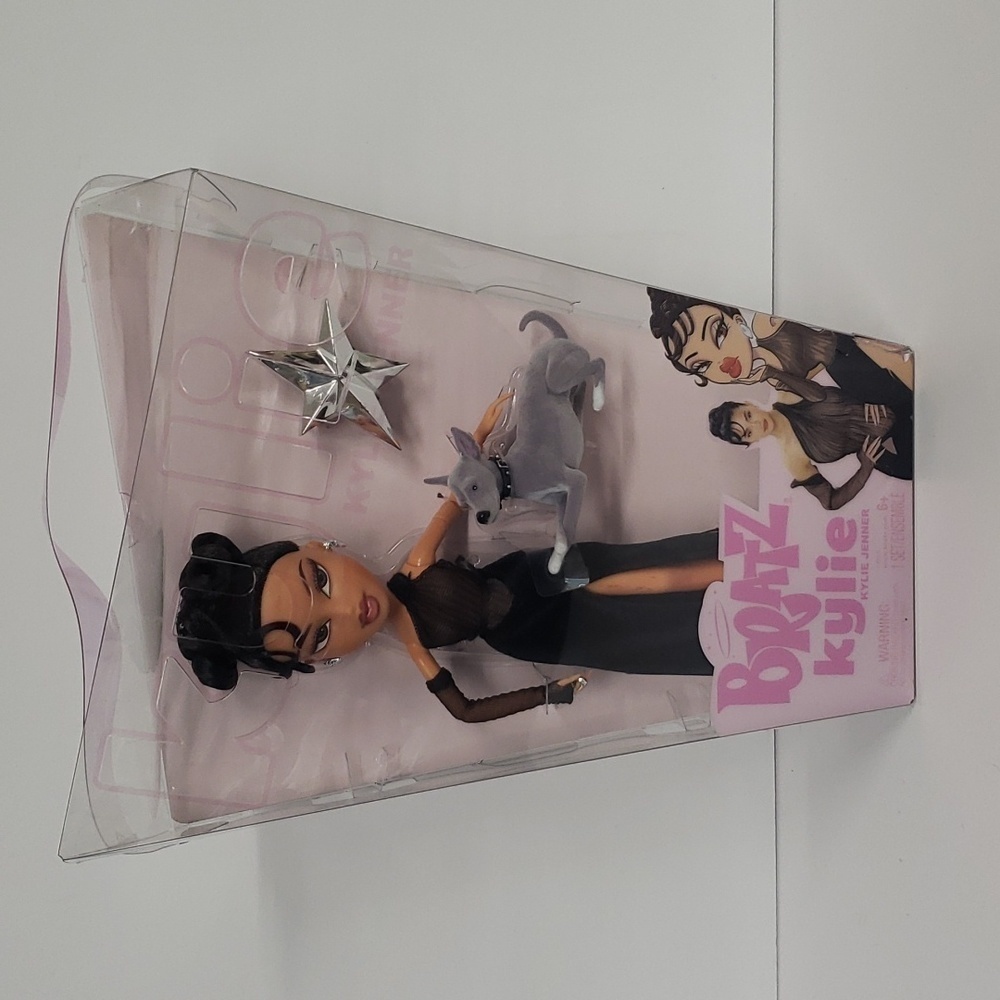 Bratz 2023 Celebrity Kylie Jenner Night Time Designer Edition
